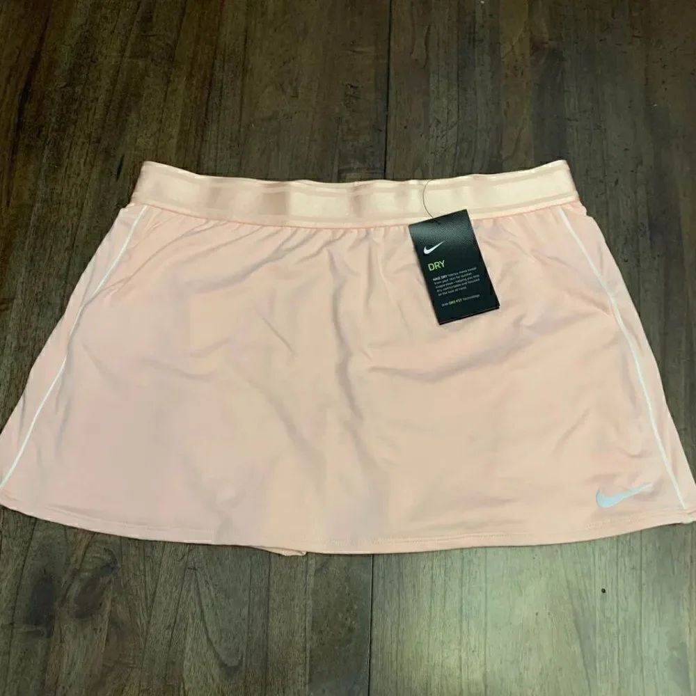 Nike Dri Fit Skirt W/ Shorties